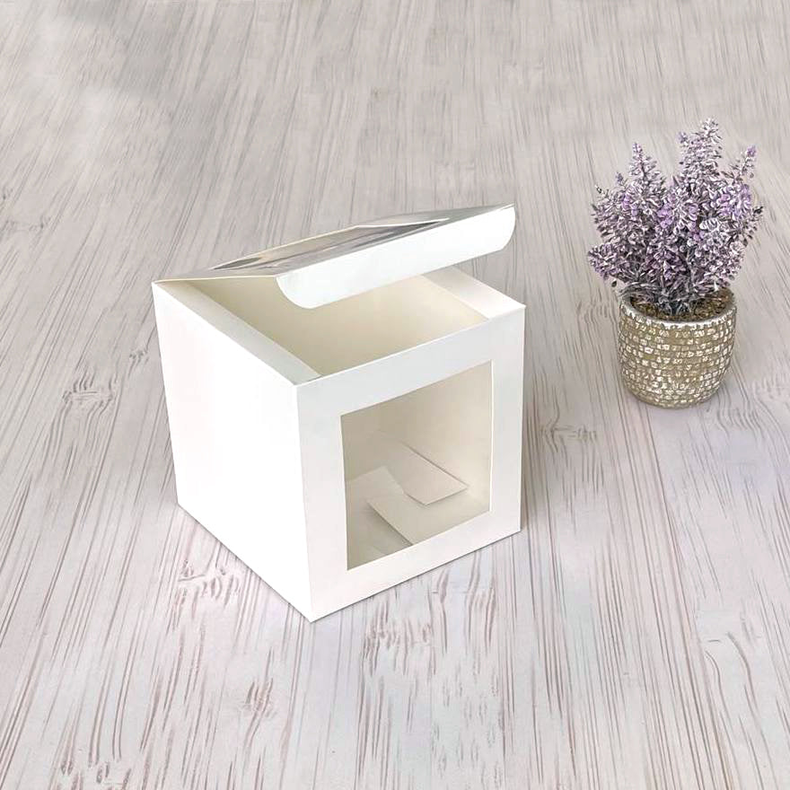 Pudełko z okienkiem 15×15×15 cm na babkę wielkanocną i domek piernikowy, 5 szt.