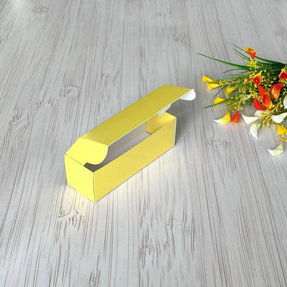 Kartonowe pudełko na makaroniki Żółte z okienkiem