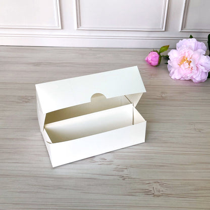 pudełko na makaroniki z okienkiem