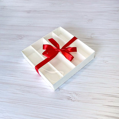 Przezroczyste pudełko na makaroniki