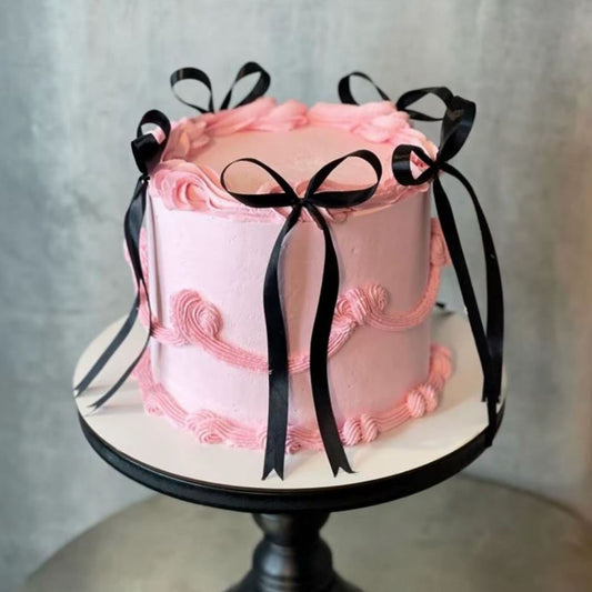 Kokardki na tort – czarne, satynowe (5 sztuk)