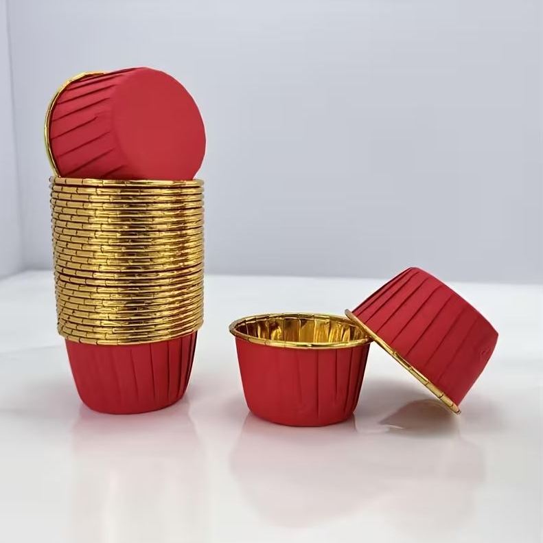Papilotki do muffin / babeczek – 25 sztuk – Czerwony/złoty