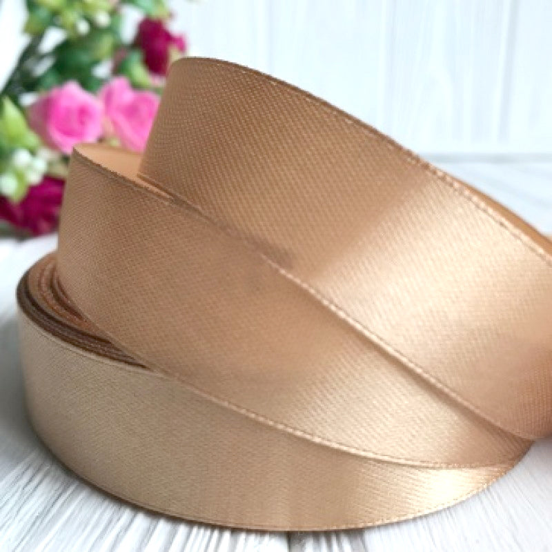 Wstążka satynowa 2 cm kolor Cappuccino, rolka 33 m