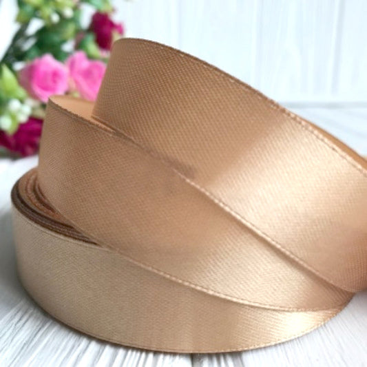 Wstążka satynowa 2 cm kolor Cappuccino, rolka 33 m