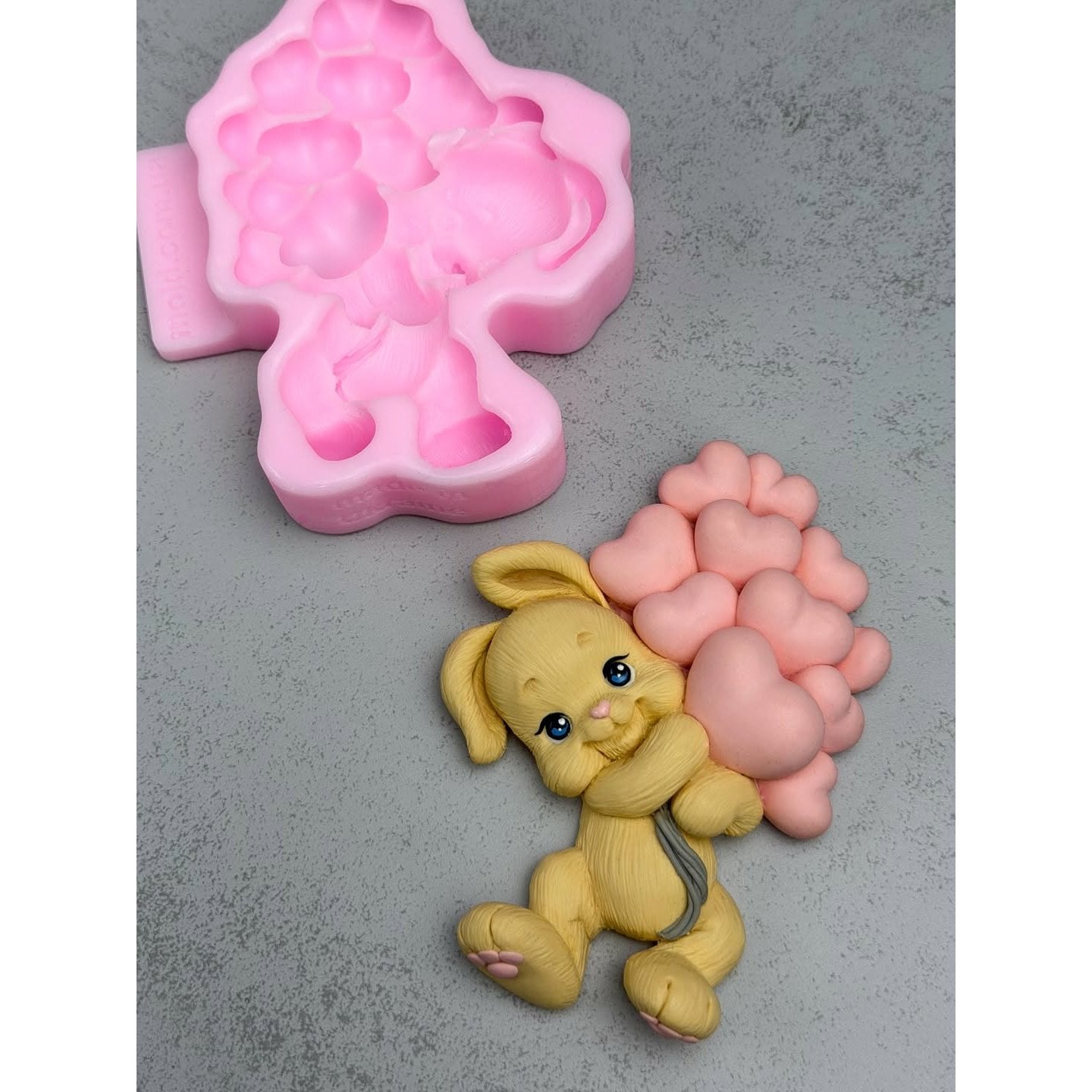 Forma silikonowa Zajączek z serduszkami 2D