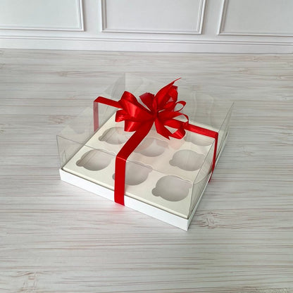 Przezroczyste pudełko na 9 babeczek