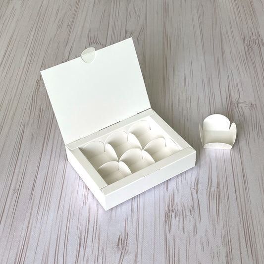 Pudełko na 6 pralinek, białe, 110x145x30 mm, 5 szt.