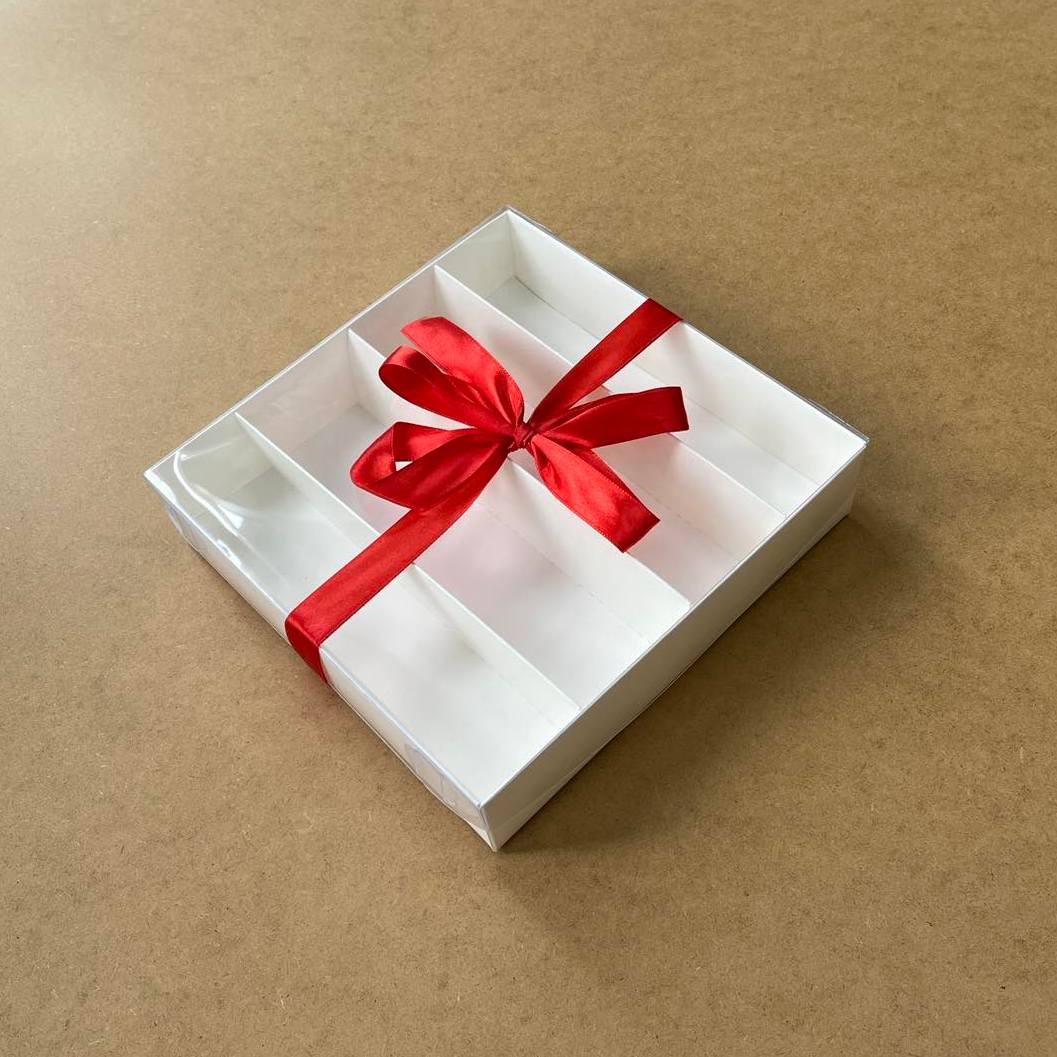 Przezroczyste pudełko na makaroniki