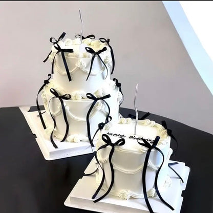 Kokardki na tort – czarne, satynowe (5 sztuk)