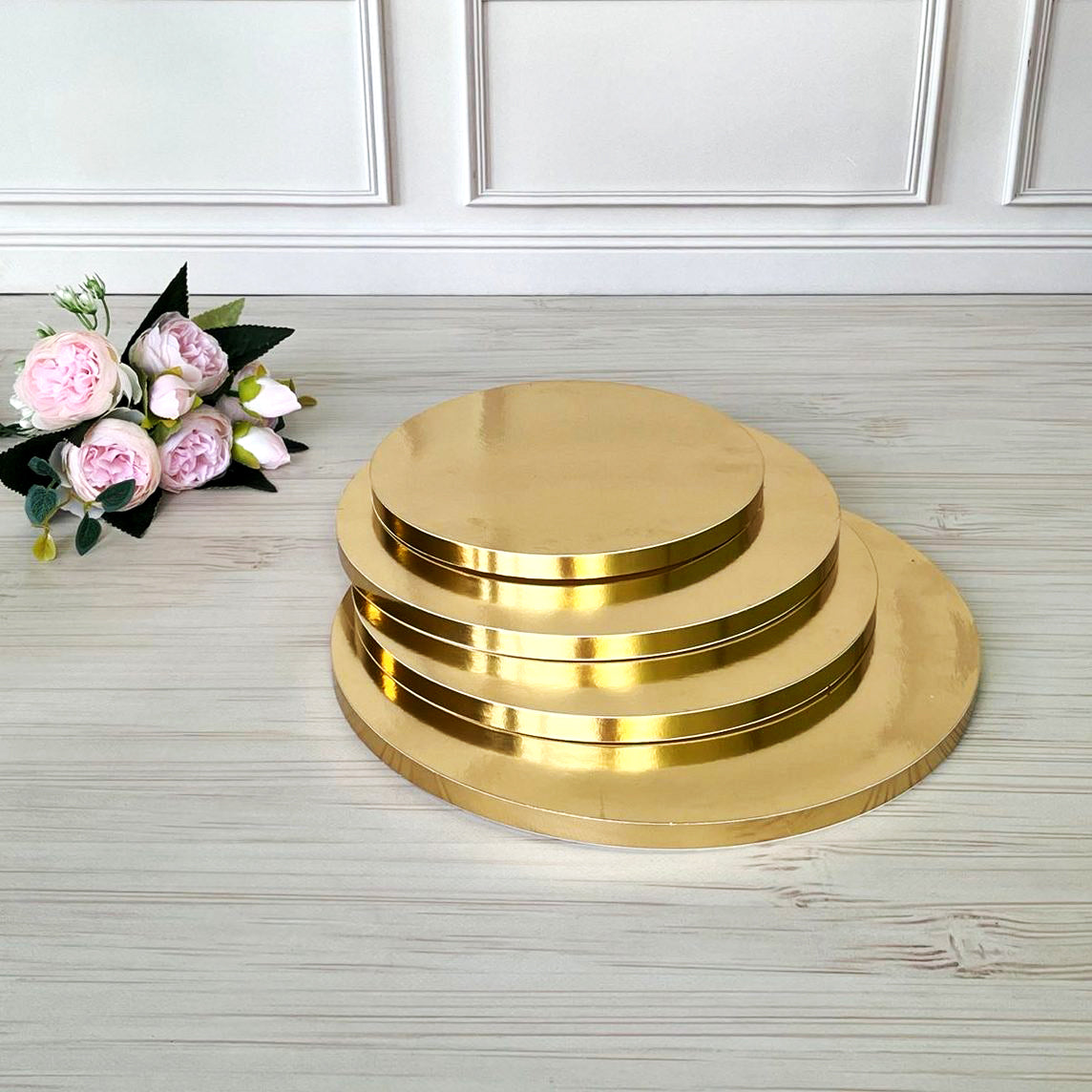 podkład pod tort złote