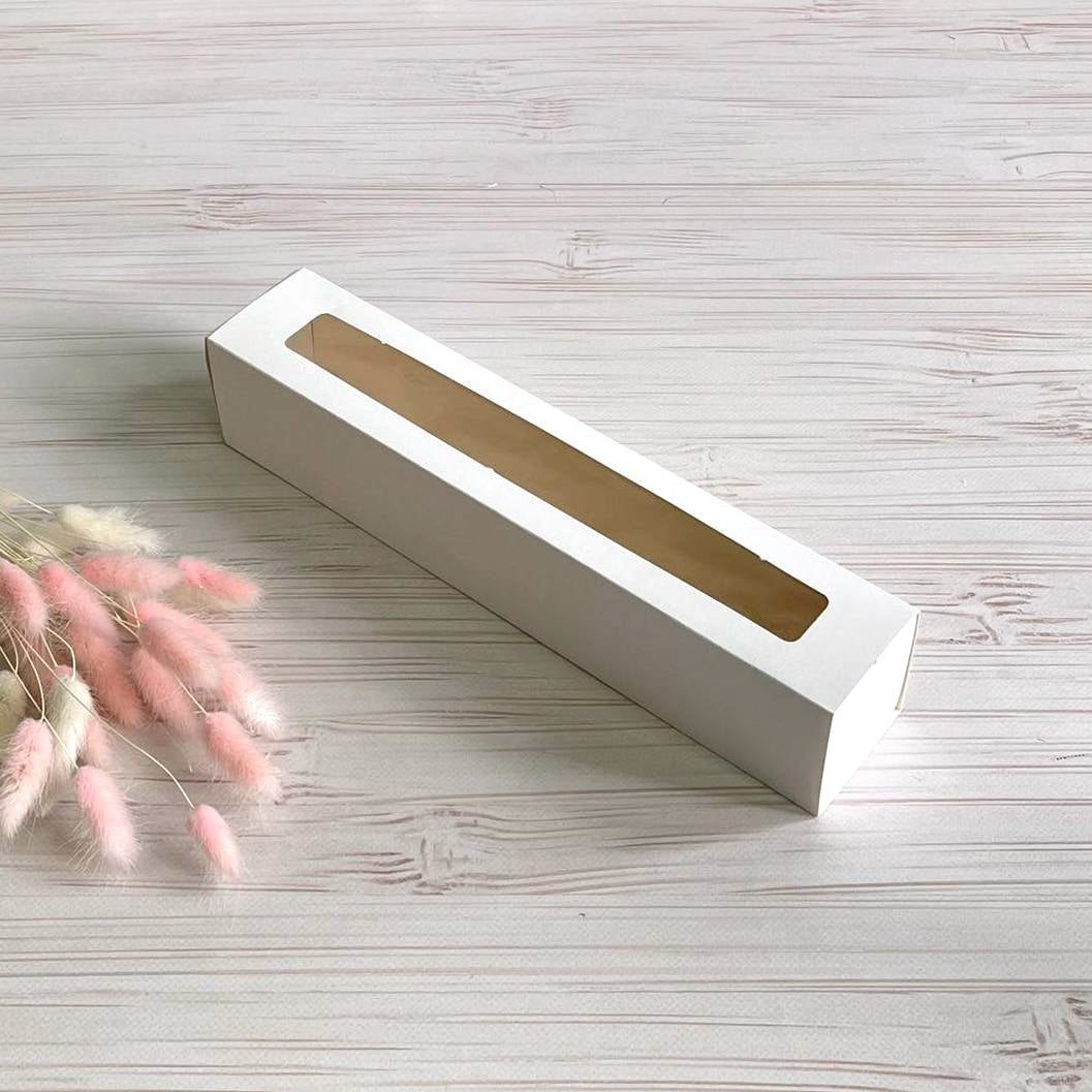 Kartonowe pudełko na makaroniki BIAŁE z okienkiem 30×5,5×6 cm – 5 szt.
